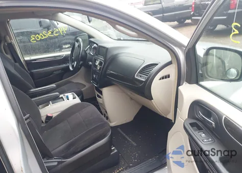 2011 Chrysler Town & Country Touring из США, поврежденный, VIN 2A4RR5DG6BR638208